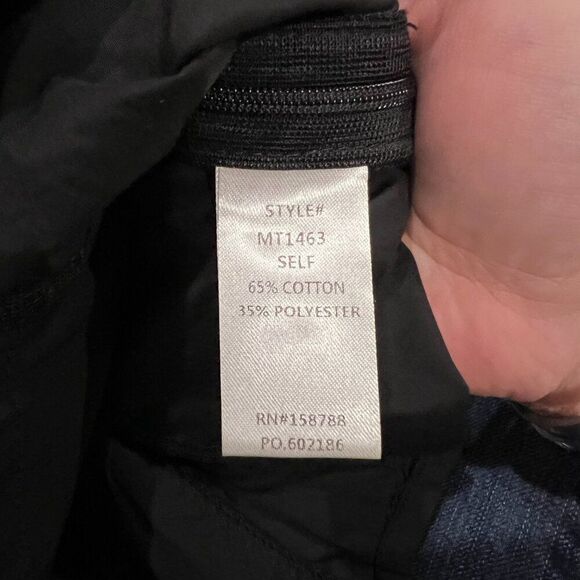 Mable large black top - Picture 7 of 8